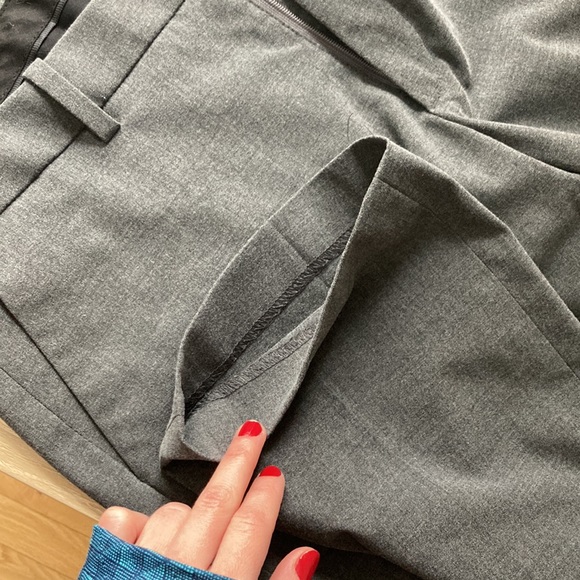 NWOT Uniqlo Grey Business Pants Size 2 - Picture 13 of 16